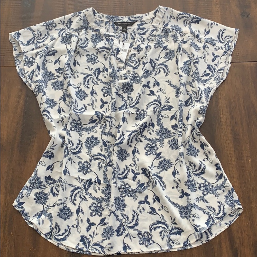 BANANA REPUBLIC Floral Blouse, Spring ‘19